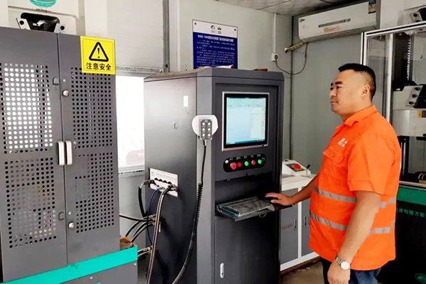 祝二文：混凝土技術(shù)革新者，用智慧澆筑品質(zhì)工程